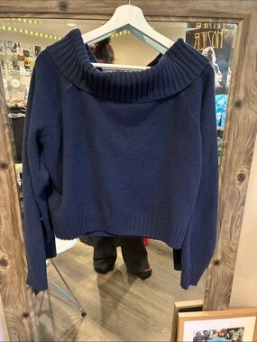 Navy Off-Shoulder Ribbed Collar Large Hollister Women's Sweater